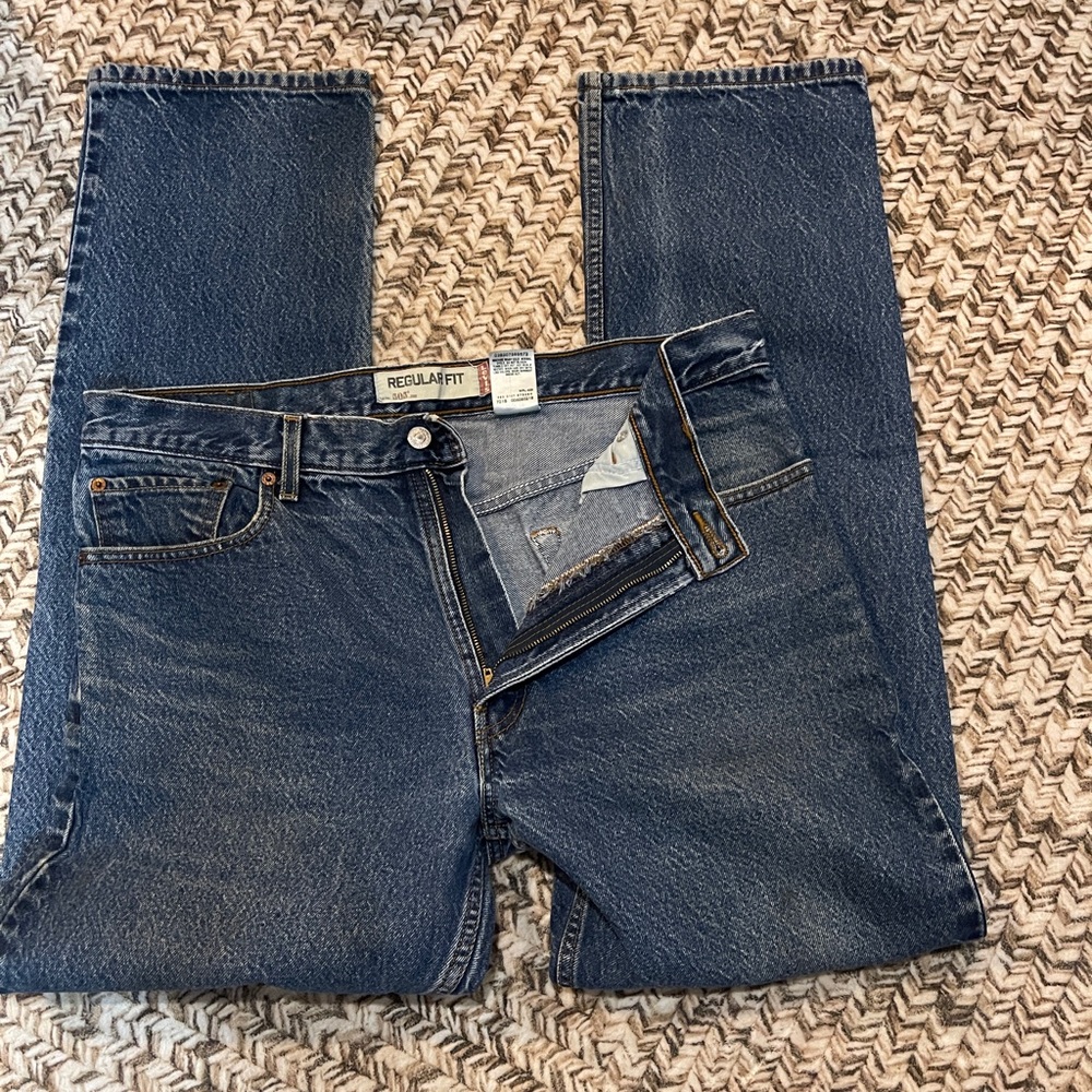 Levi's Classic Relaxed Fit Men's Jeans - Dark Blue